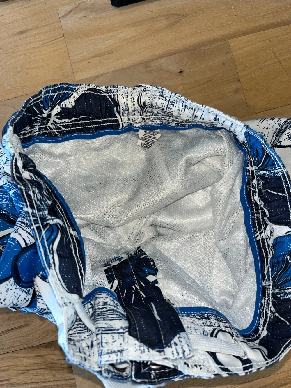 Retro White with Bold Blue Tropical Print Cargo Men’s Swim Trunks Lined